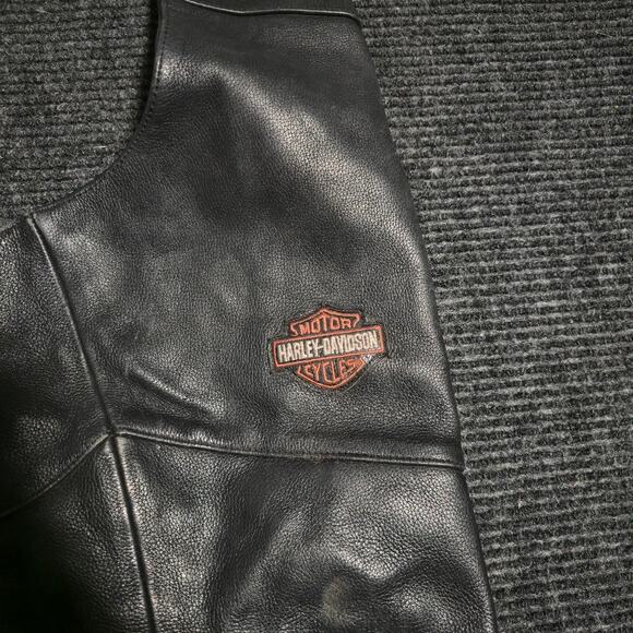 Unisex Black Worn Harley Davidson 100% leather chaps. Size M - Picture 3 of 5